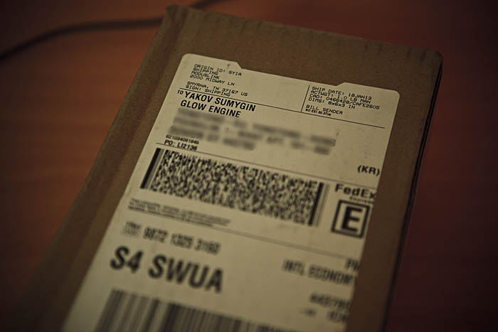The FedEx parcel with the Leap Motion, addressed to Glow Engine